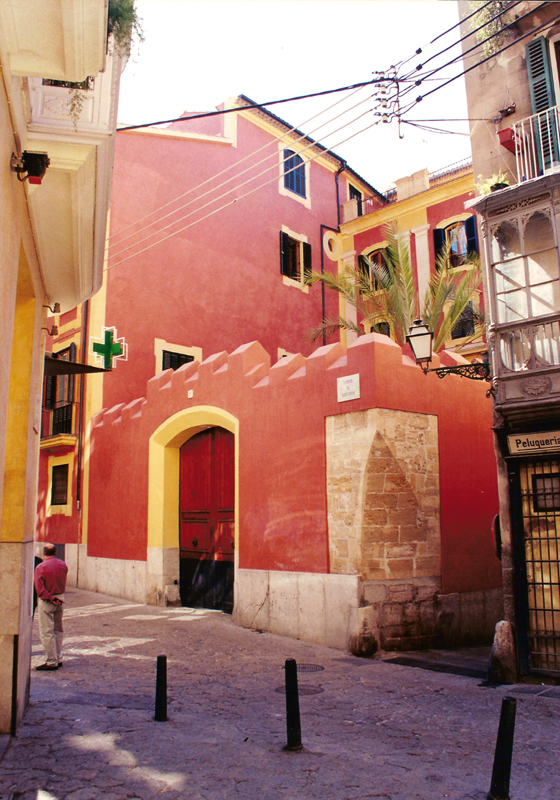 Edificio Can Romana-0